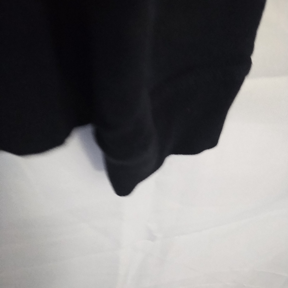 Champion Black and Gray Sweatshirt with Sporty Design - Picture 8 of 8